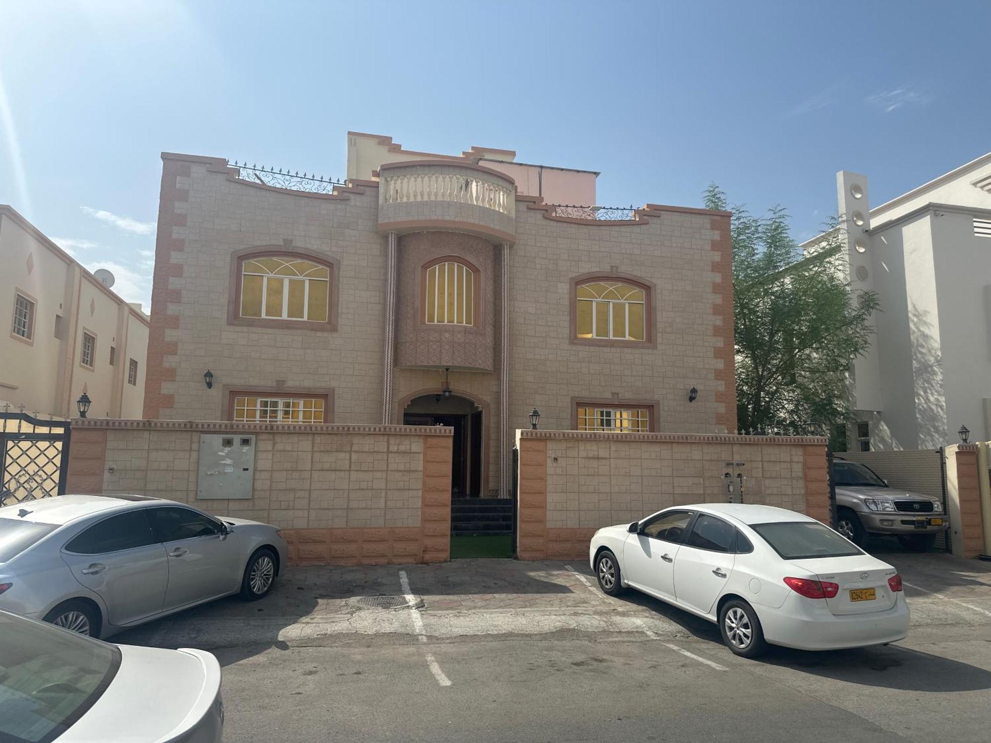 غرف إيجار يومي Daily Rent Rooms Al Khawd Exterior photo